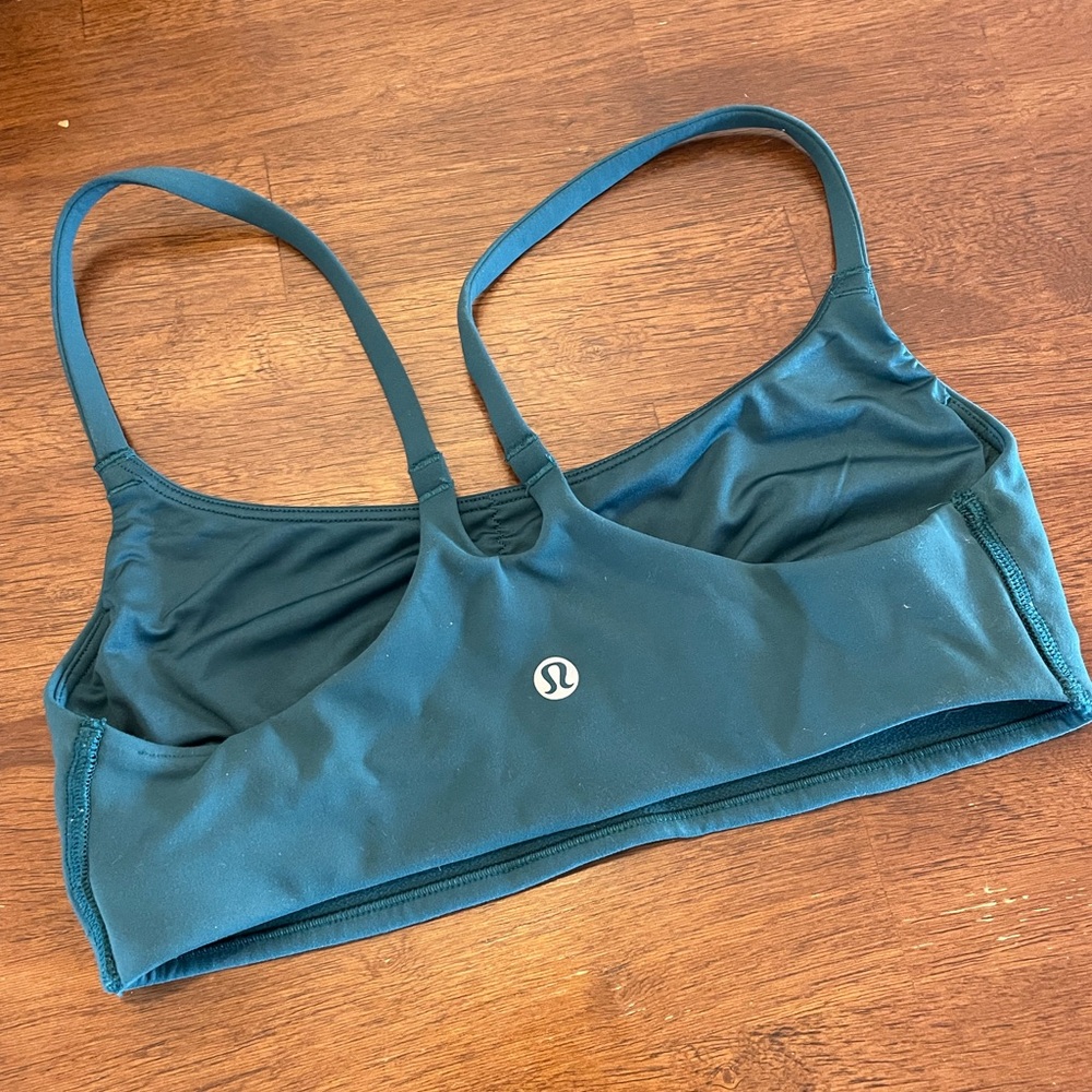 Lululemon Wunder Train Strappy Sports Bra